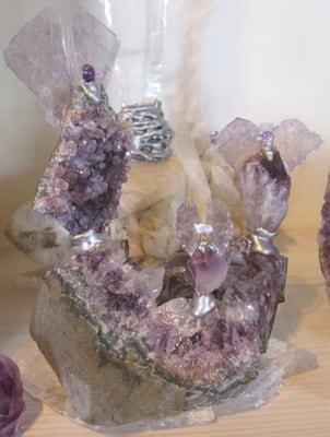 ANGEL STATION 3 Amethyst Angels on Amethyst