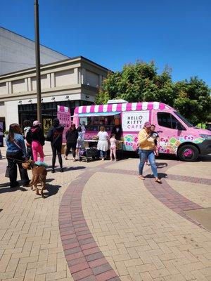 Hello Kitty Cafe Truck