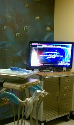 This is your tv while you get x rayed , not bad!