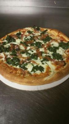 SM- spinach,bacon,onion pizza.