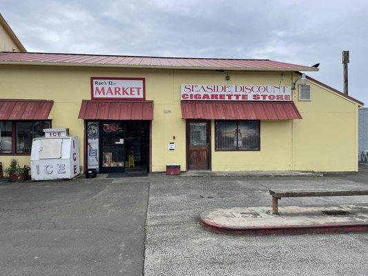 Rae's 12th Market and Seaside Discount Cigarette Store