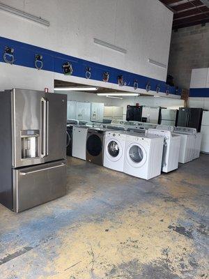 available at Michael Used Appliances 60 day warranty and delivery available at additional cost