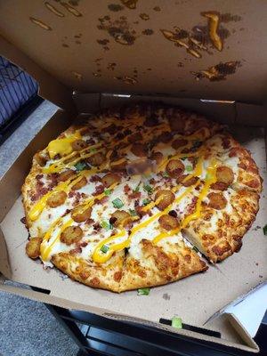 The nacho tot pizza