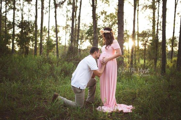 DigitalMyst Photography | Land O Lakes Maternity & Newborn Photographer