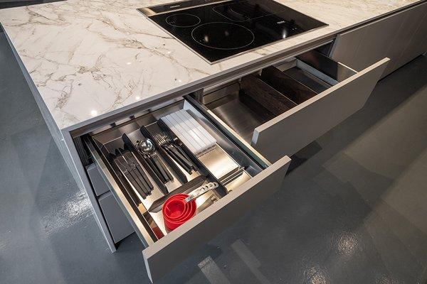 Pedini Kitchen Cabinet Accessories