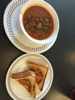 Chili and grilled cheese