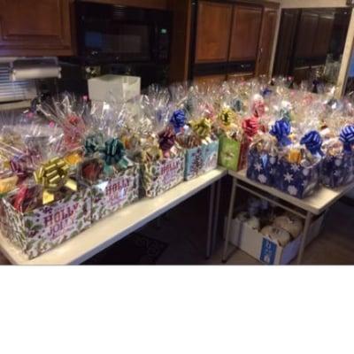 Let us, at Baskets of Dreams, make your corporate gift baskets for your  employees and or your customers...