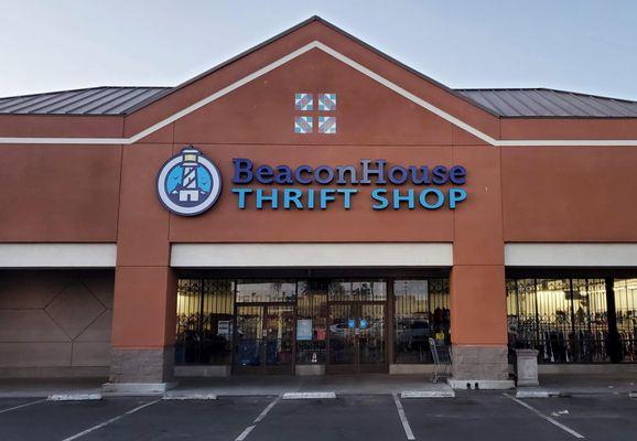 Beacon House Thrift Shop - Long Beach