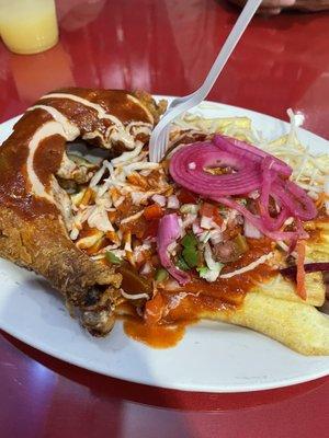 Pollo Frito con tajadas