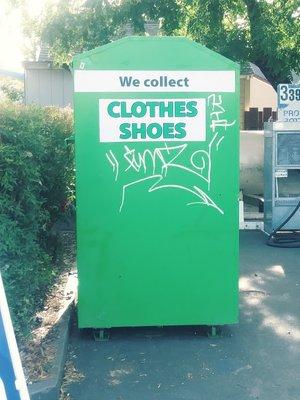 Maybe it should read, "We don't collect clothes shoes."  Just a thought.