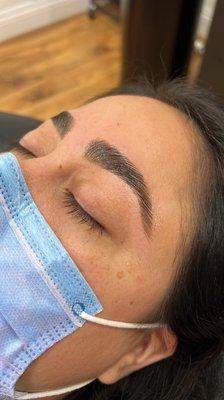 Brow lamination & tint