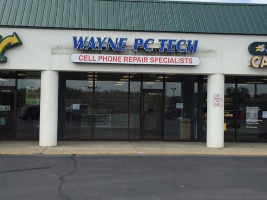 Cell Phone Repair Specialists Store