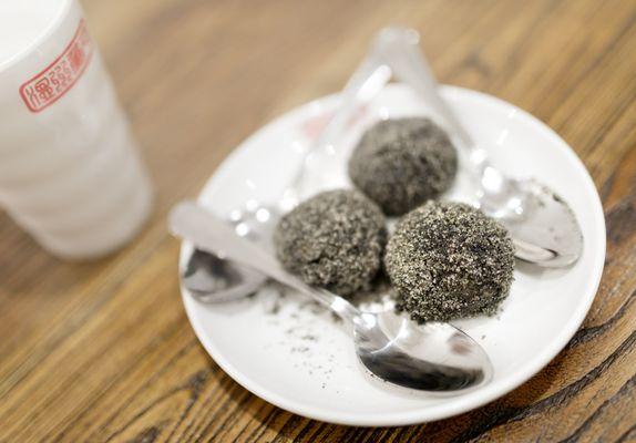 Black Sesame Rice Mochi $5.99