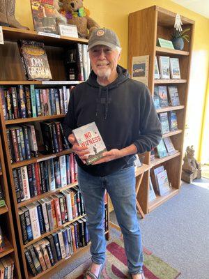 Warren Easley, author of a popular mystery series set in the Willamette Valley.