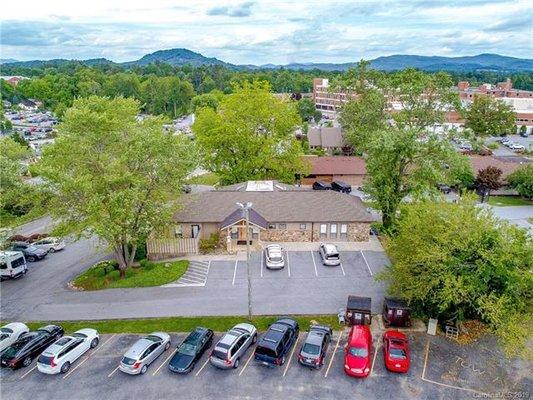 514 Park Hill CT For Sale or Lease in WNC Medical District.