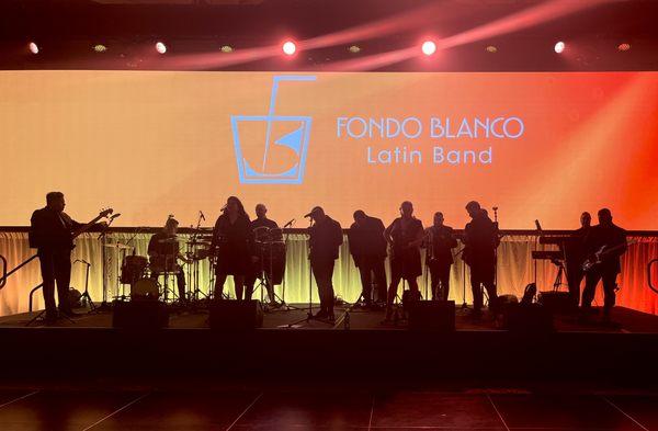 Fondo Blanco Latin Band