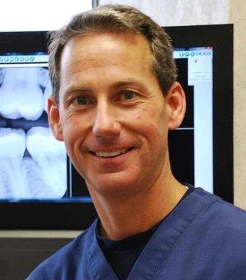 Thomas Llewellyn, DDS