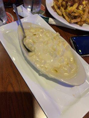 Side of Mac n cheese