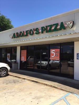 Adolfo's Pizza