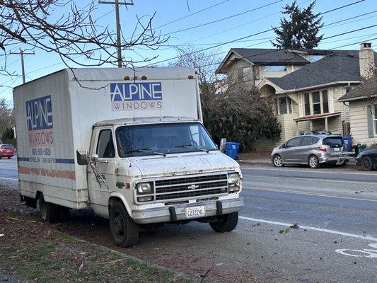 The delaminated Alpine Window truck is still roaming and parking up and down 8th street in Ballard.