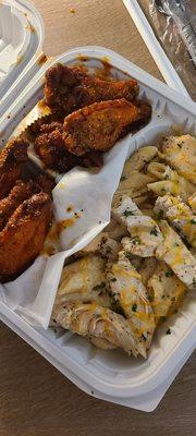 Chicken pasta with wing combo