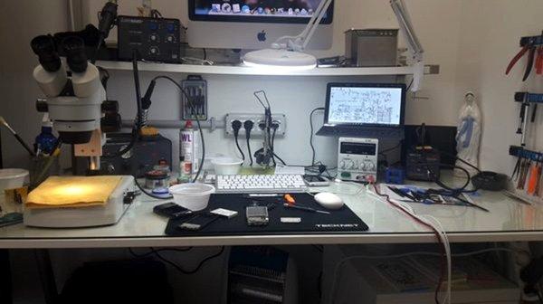 Repair workstation at Wireless People