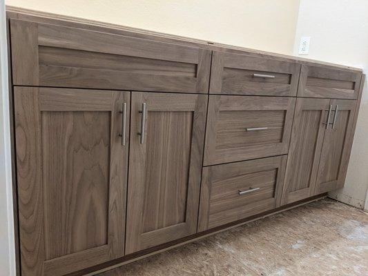 Scane Custom Cabinets