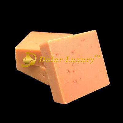 Orange & Turmeric by Dalar Luxury™ ~ Handmade Cold Process Soap 
~ Orange and honey with earthy turmeric spice & exfoliating ground oatmeal