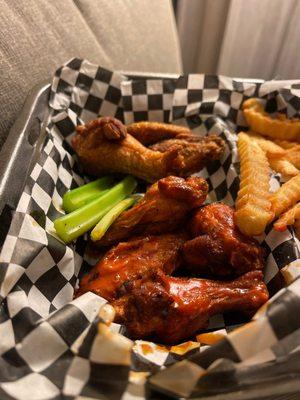 Lemon pepper and mild buffalo wings.