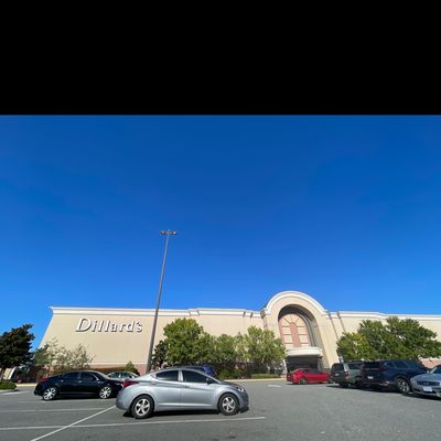 Dillard's