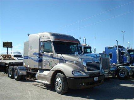 Runs as new after George laid his hands on it.. 2004 FREIGHTLINER COLUMBIA 112 truck fixed