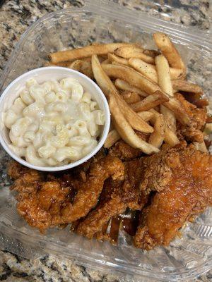 Honey Chipotle Tenders with Mac and Cheese