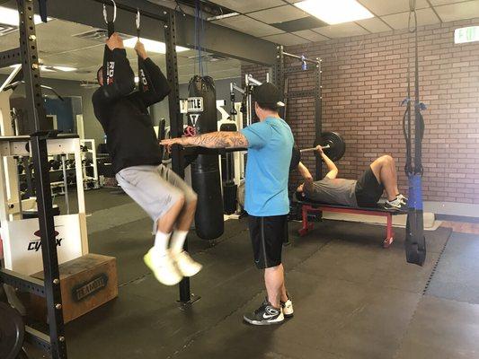 1-on-3 personal training group.