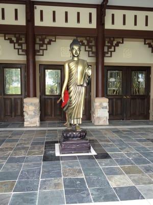 Phap Luan Buddhist Culture Center