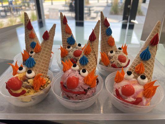 Clown cones