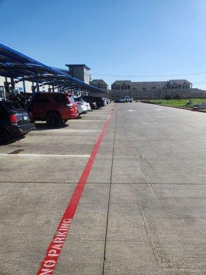 only one strip of bays you'll see cars waiting in line