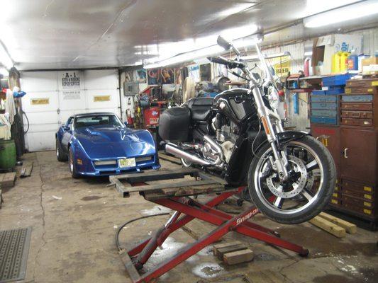 ASE CERTIFIED  MASTER TECHNICIAN SPECIALIZED ELECTRONICS A-1 AUTO & MARINE SHOP CORVETTE & V-ROD IN UPPER REPAIR SHOP 738 FRENCHTOWN ROAD