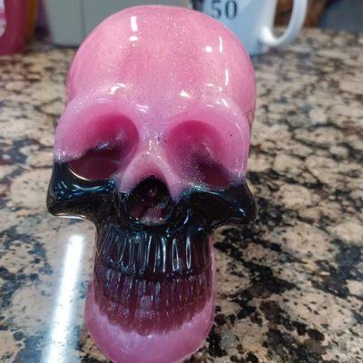 Resin skull