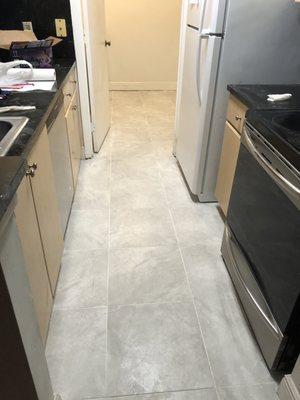 Brand new floor for my kitchen (+ my laundry room).