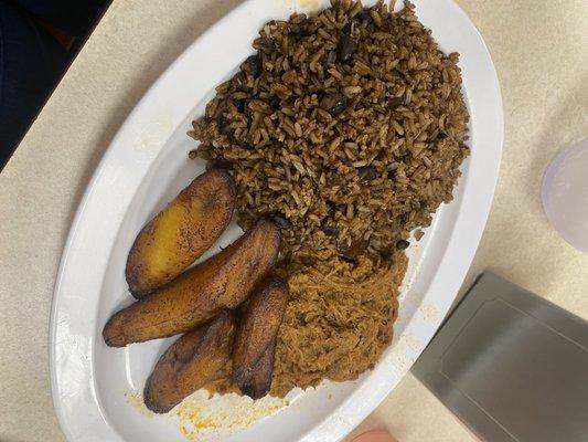 Moro rice, ropa vieja and plantains