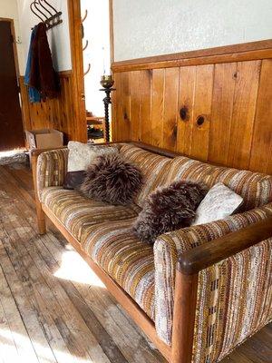 Amazing woven couch with throw pillows