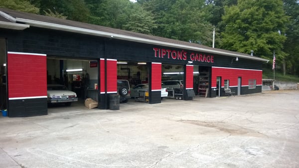 Tipton Garage