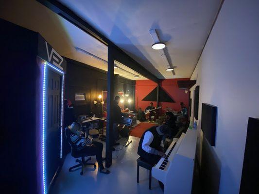 VEZ Live room during our Musicians meetup