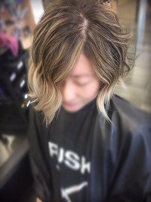 A-line haircut with high balayage