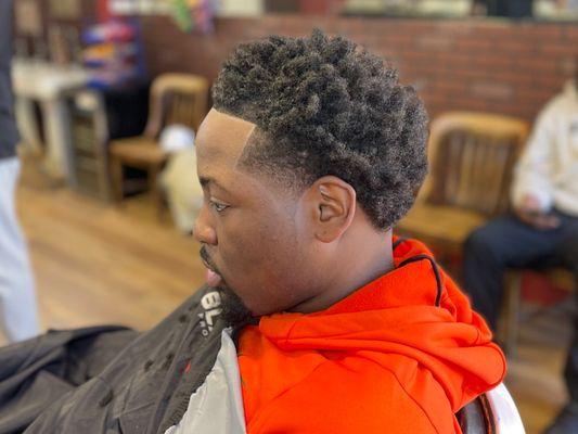 Bigg Redd's Barbershop