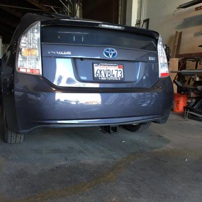 2 inch receiver installed on a 2014 Toyota Prius