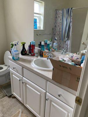 Cleaned an apartment that needed deep cleaning. The customer was happy to have a clean space after the cleaning.