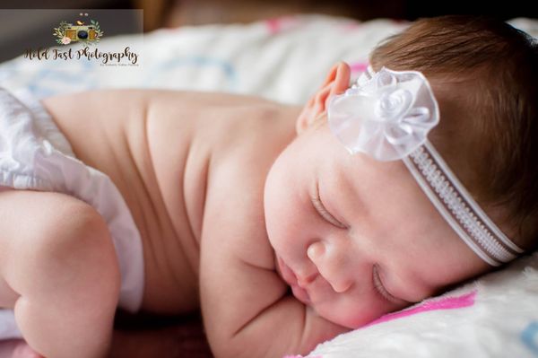 Newborn photographer Kernersville, NC
 Hold Fast Photography
 Kimberly Dallas Pardue