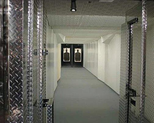 Indoor 25 yard range  Pistols / Rifles/ Shotguns