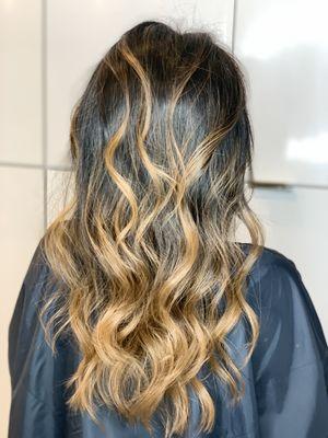 Balayage in gold.